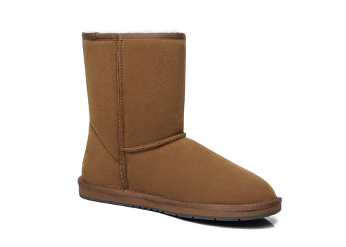 SALE. SHORT Ugg Boots