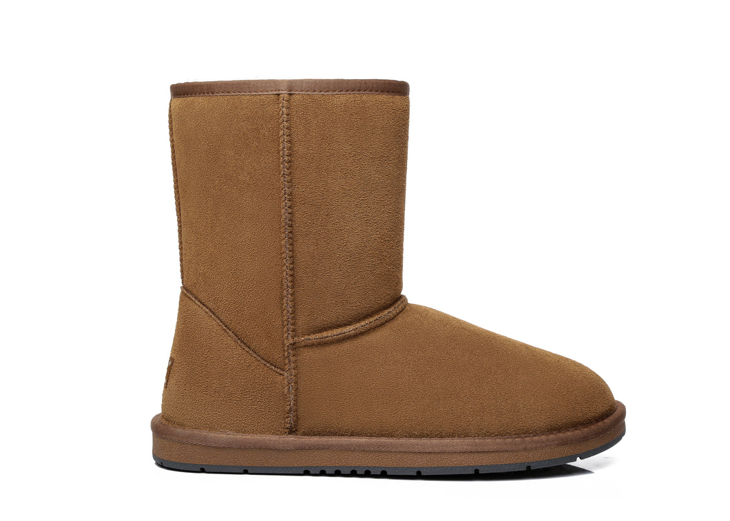 SALE. SHORT Ugg Boots